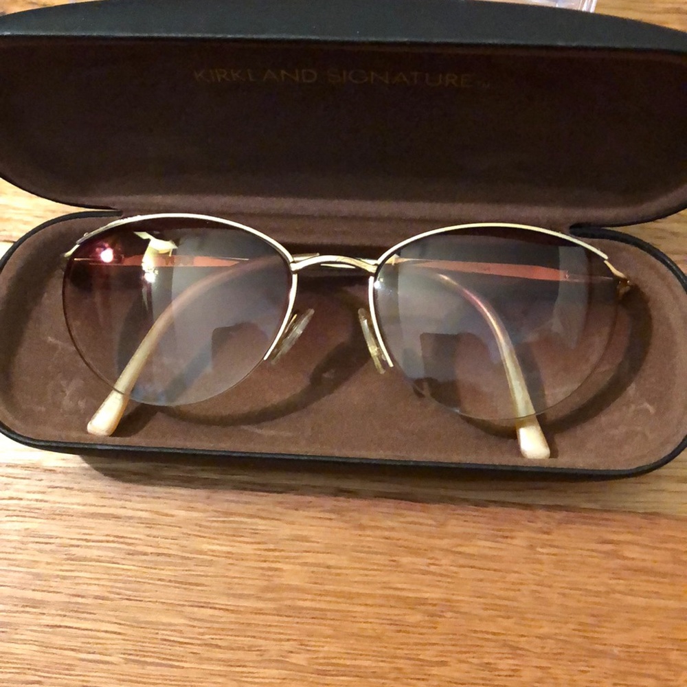 Kirkland signature gold rim glasses - Picture 1 of 8